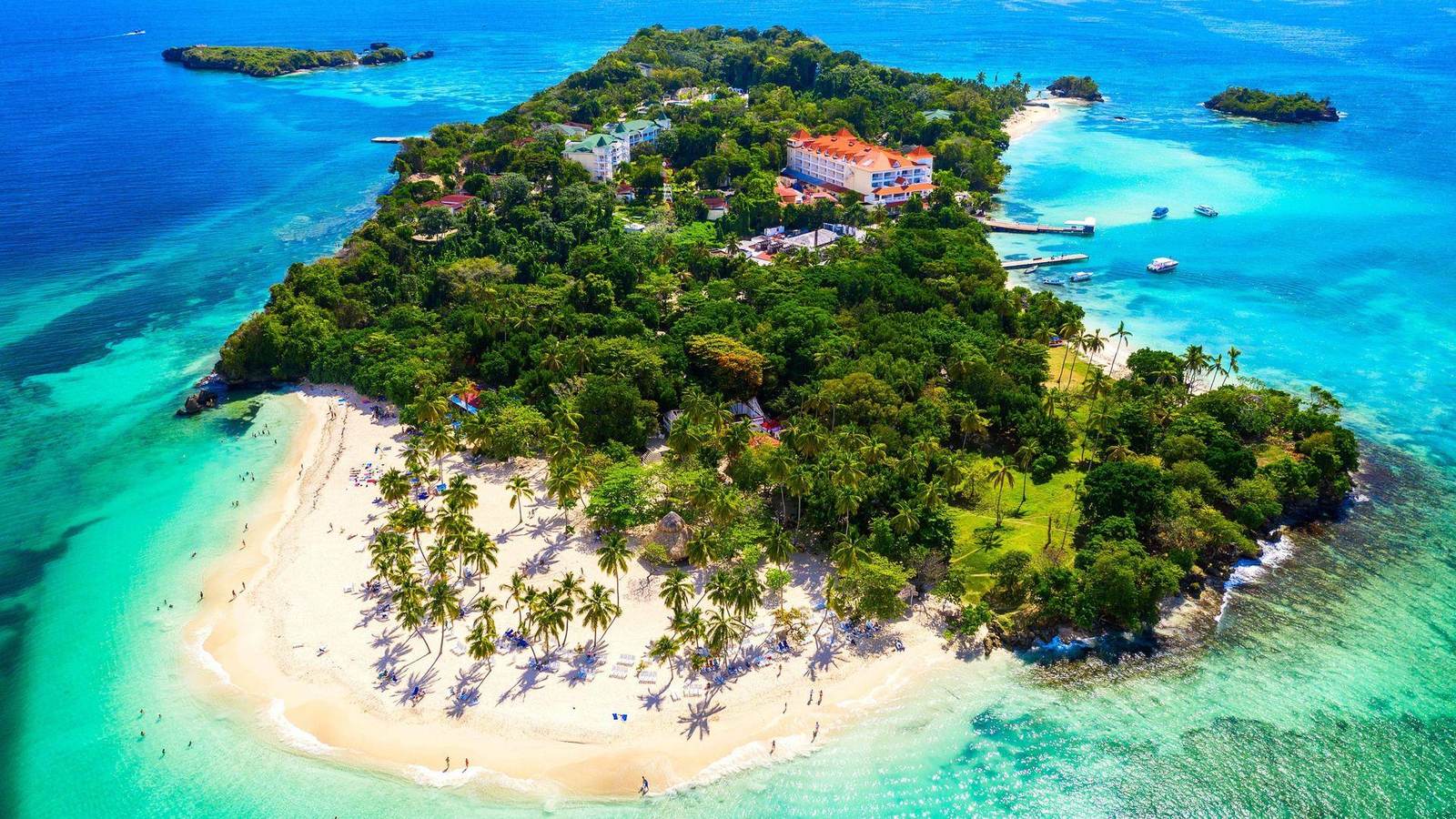 Aerial view of Cayo Levantado, also known as Bacardí Island, Samaná Bay, Dominican Republic